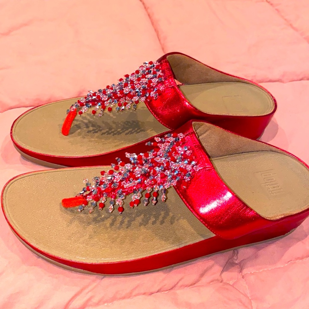 Never worn. New with stickers. No box. Women’s size 11 Fit Flops